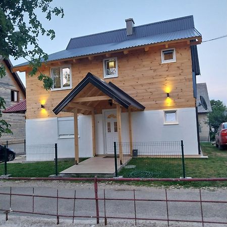 Rent a house - "Laki" Villa Žabljak Buitenkant foto